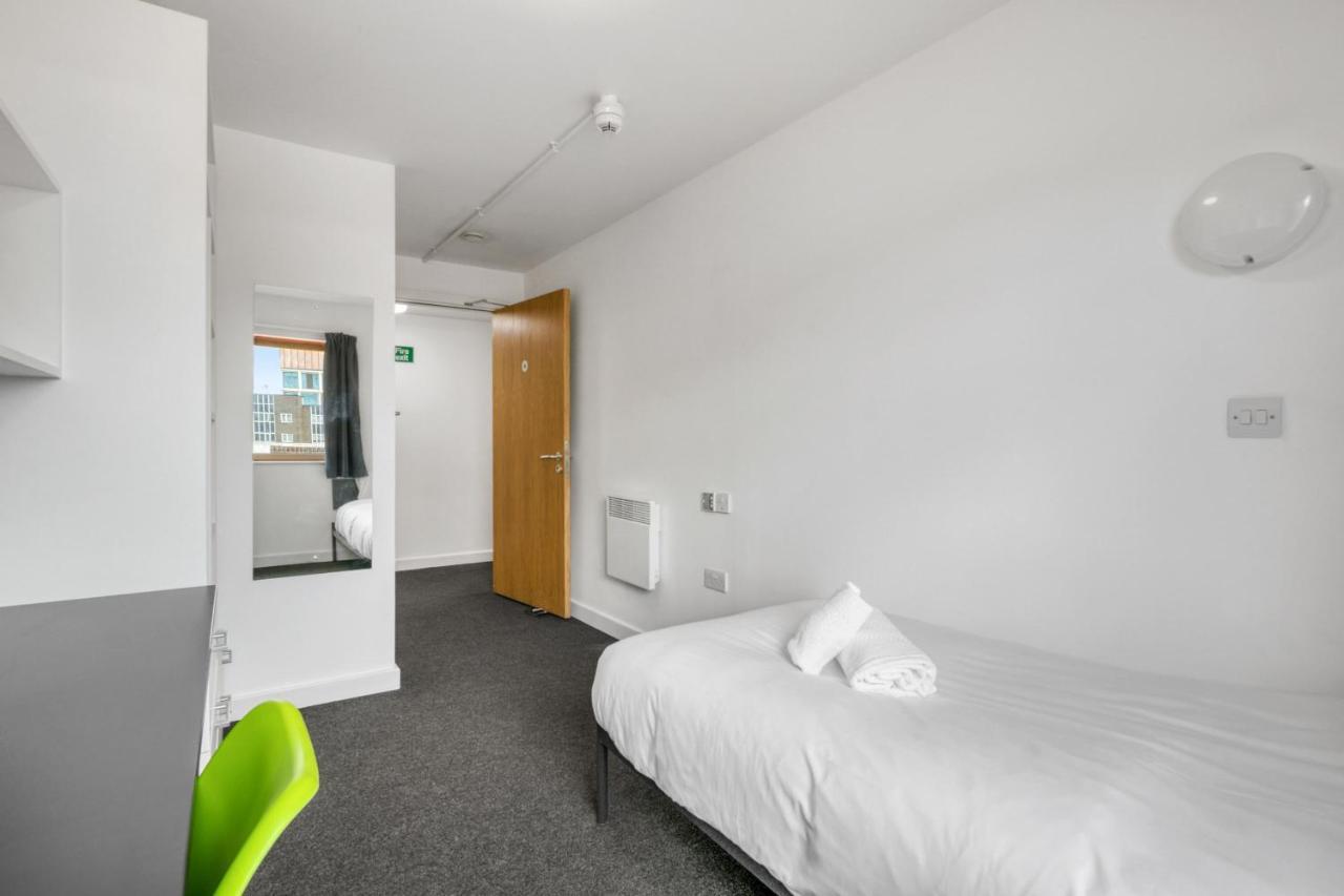 Central Single Room With Shared Kitchen In Luton Luton  Exterior photo